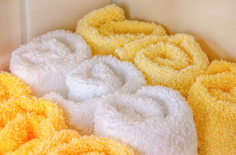 Tips for Keeping Towels Fresh and Fluffy Every Day